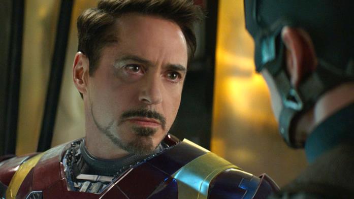 Robert Downy Jr. come Iron Man in Captain America: Civil War