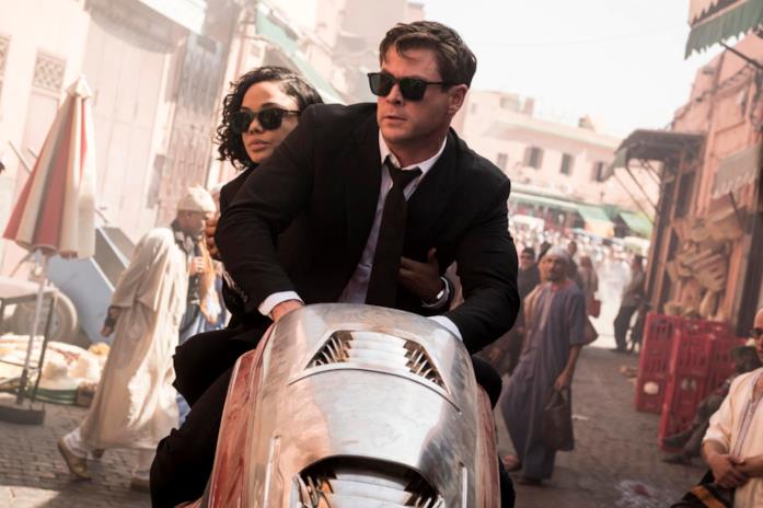 Tessa Thompson e Chris Hemsworth
