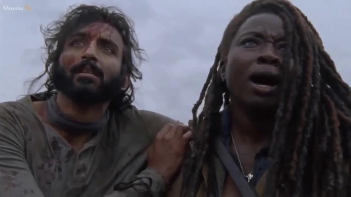 The Walking Dead: Siddiq e Michonne di fronte alle picche nell'episodio 9x15 The Walking Dead: Siddiq e Michonne nell'episodio 9x15