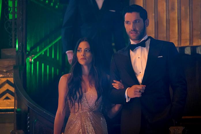 Lucifer ed Eve in una scena della quarta stagione Eve tornerà nella quinta stagione di Lucifer?