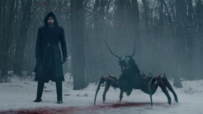 The Witcher e le sue creature mostruose: scopriamole in un video Il roach hound in una scena di The Witcher