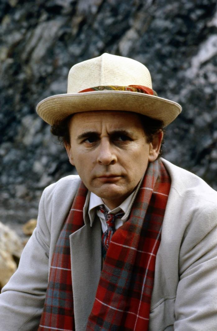 Il settimo Dottore Sylvester McCoy nel ruolo del Dottore