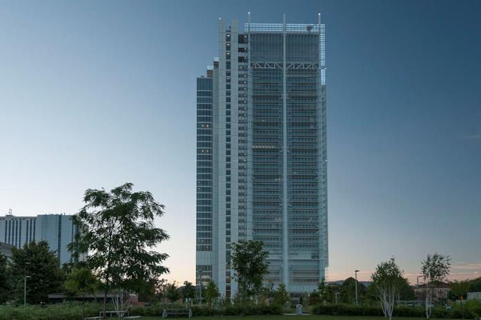 Le ambientazioni e le location de La fuggitiva Il grattacielo Intesa San Paolo di Torino