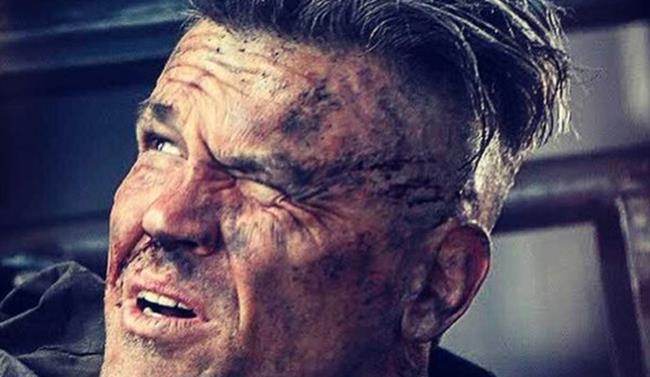 L'attore Josh Brolin nei panni di cable