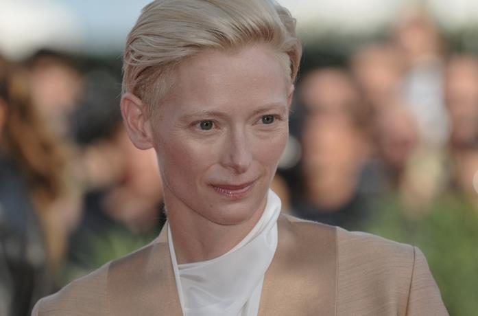 Primo piano di Tilda Swinton