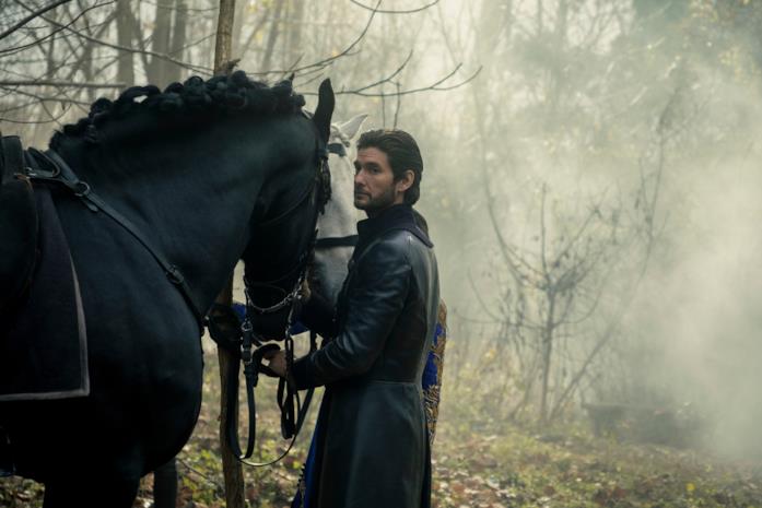 Ben Barnes Il generale Kirigan con il suo cavallo nero