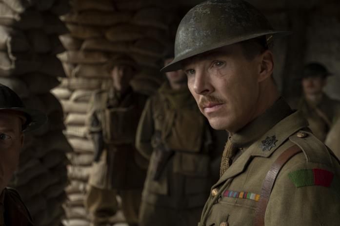 Benedict Cumberbatch nei panni del colonnello Mackenzie Benedict Cumberbatch in una scena del film 1917