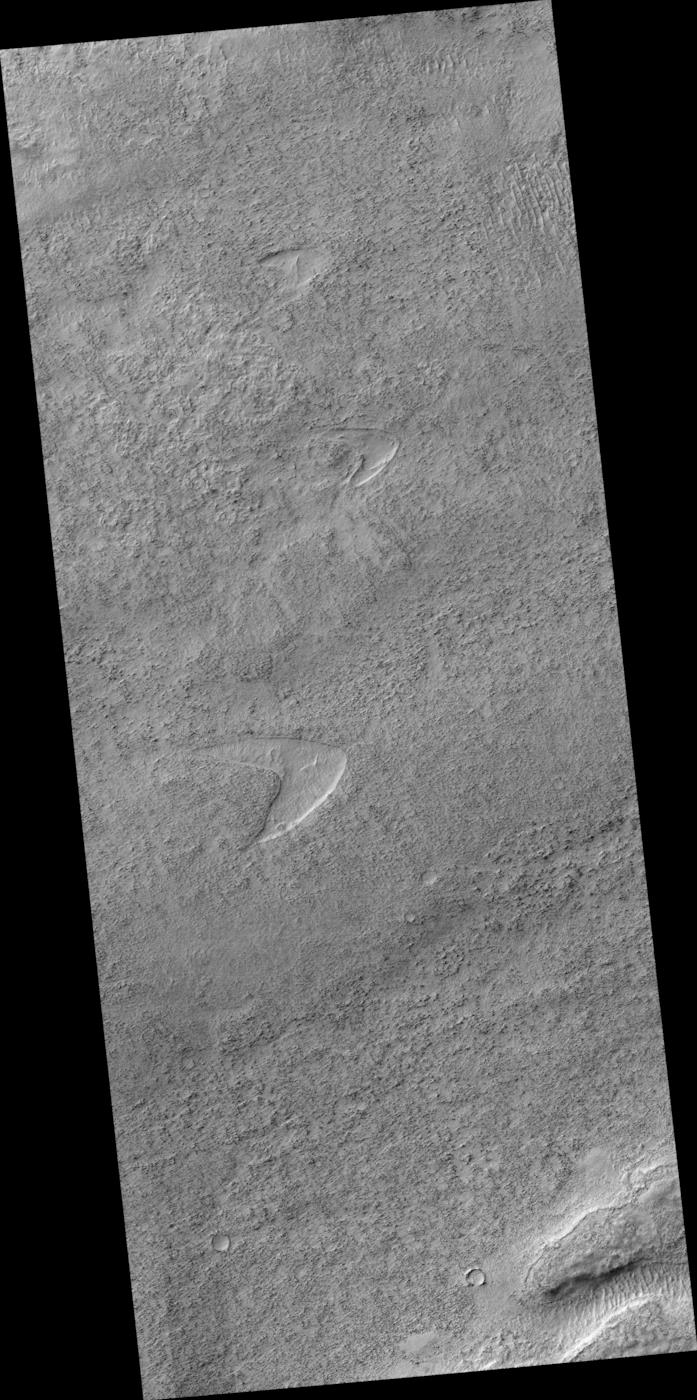 Il logo di Star Trek su Marte: scoppia il flame sui social L'immagine di HiRise che ritrae l'impronta simile al logo di Star Trek su Marte