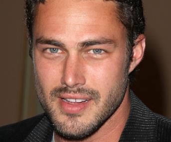 Taylor Kinney Attore