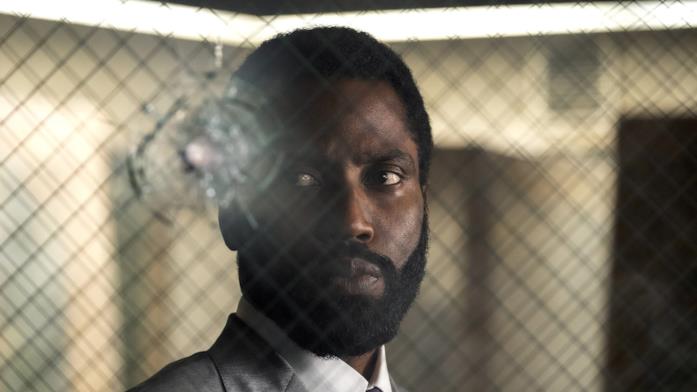 John David Washington e il flusso del tempo di Tenet John David Washington in una immagine di Tenet