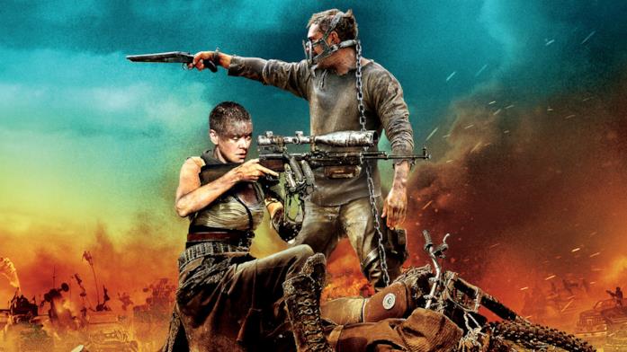 In foto Furiosa e Max dal film Mad Max: Fury Road