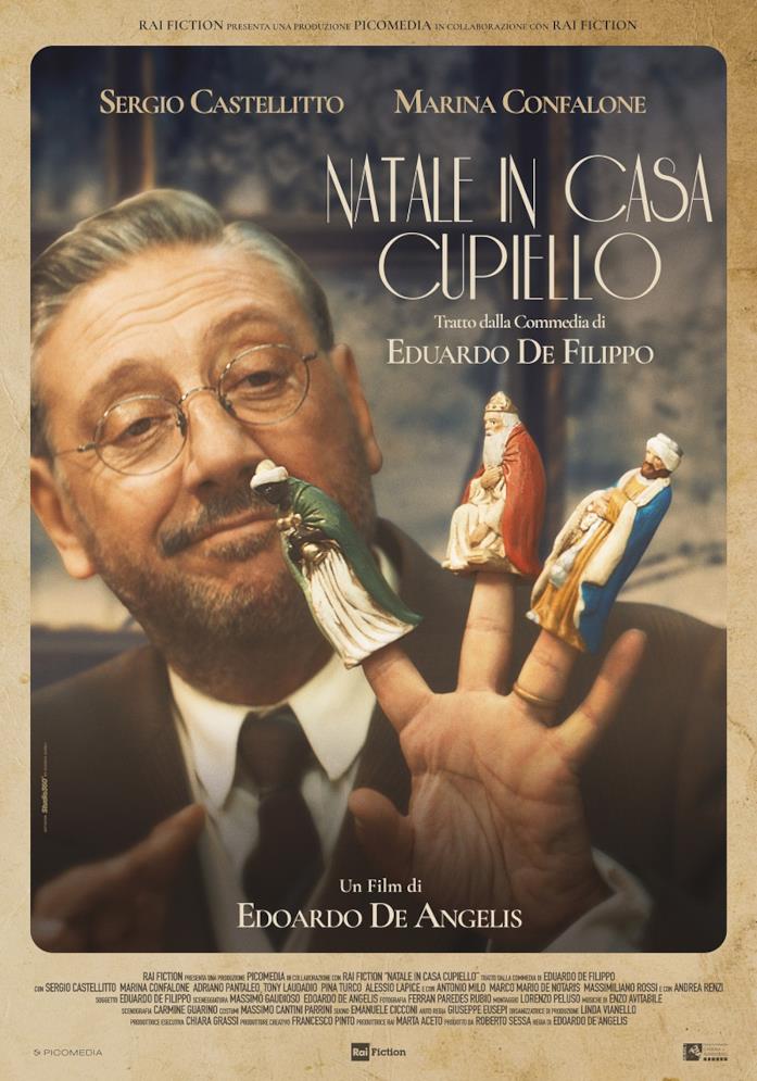 Sergio Castellitto sulla locandina del film La locandina di Natale in Casa Cupiello