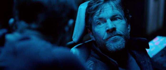 Pandorum - L'universo parallelo, la spiegazione del film (che non è legato a Elysium) Dennis Quaid in una scena del film Pandorum - L'universo parallelo