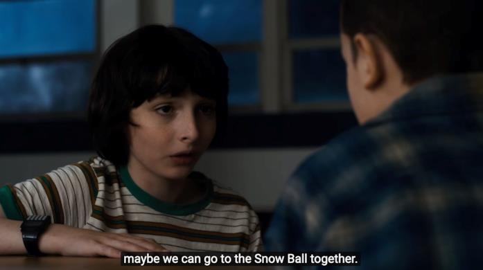 Stranger Things - Mike ed Eleven La scena in cui Mike invita Eleven al ballo