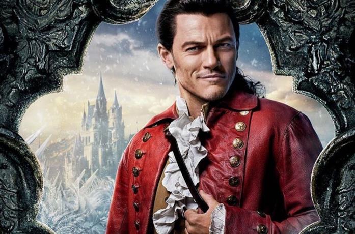 Primo piano di Luke Evans