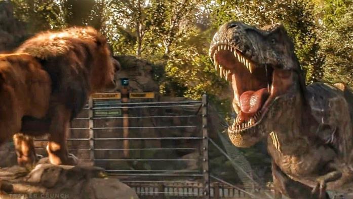Il T-Rex confronta un leone nel finale di Jurassic World - Il regno distrutto Una scena dal finale di Jurassic World - Il regno distrutto con il T-Rex e un leone