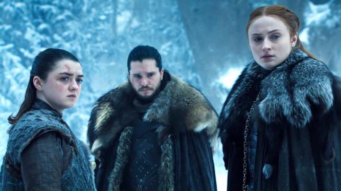 Game of Thrones 8: Daenerys è ormai diventata la Regina Folle? Maisie Williams, Kit Harington e Sophie Turner in Game of Thrones 8