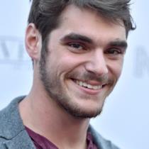 RJ Mitte