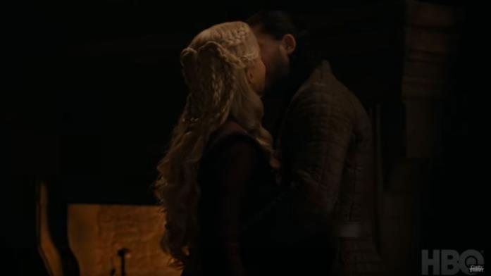GoT 8x04: Jon e Daenerys GoT 8x04: Jon e Daenerys si baciano