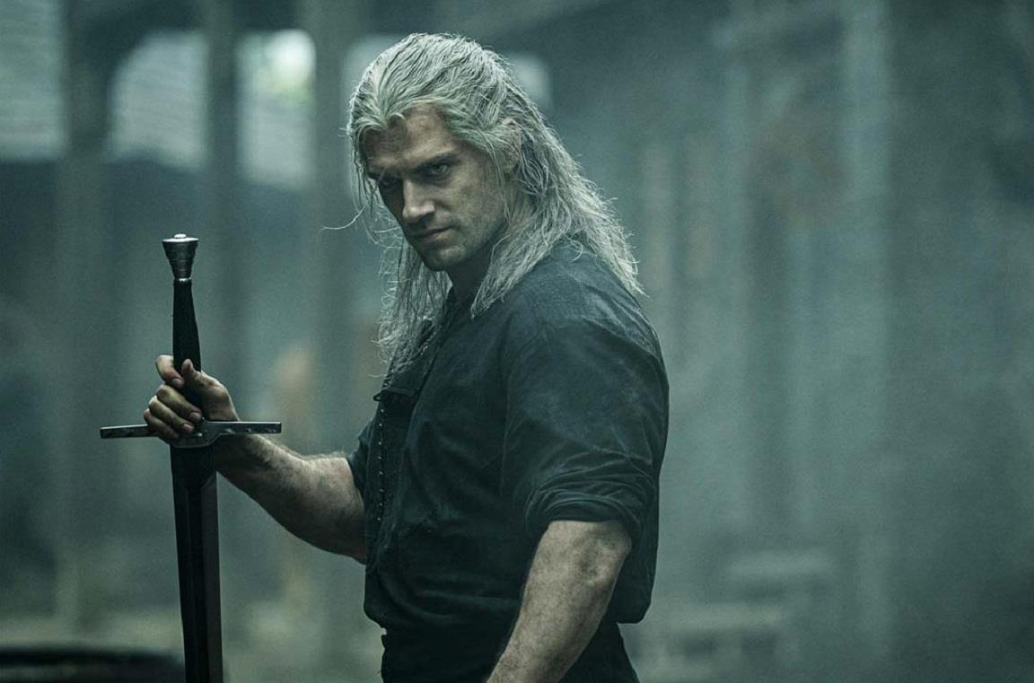 Henry Cavill è Geralt di Rivia in The Witcher
