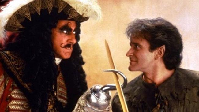 Robin Williams e Dustin Hoffman hanno lavorato insieme per il film Hook - Capitan Uncino Un'immagine del film Hook - Capitan Uncino