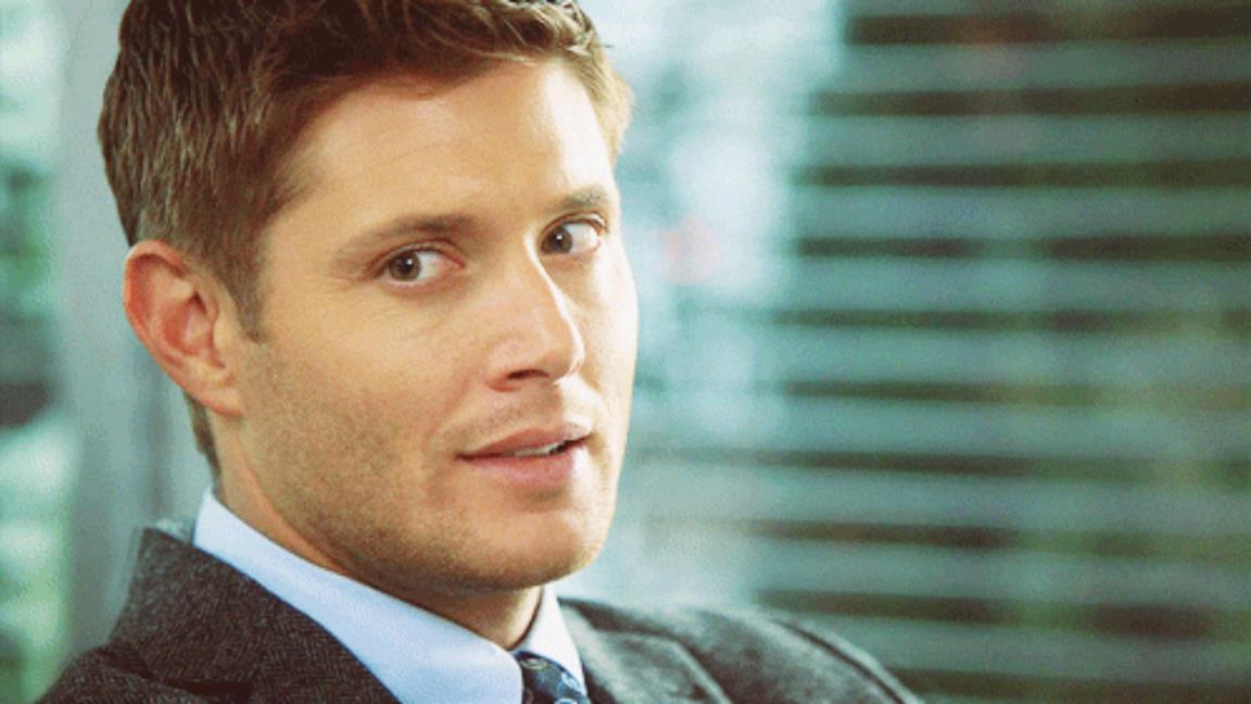 Jensen Ackles sorridente in Supernatural