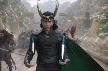 Loki con i pugnali