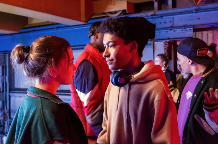 Alexandra Pfeifer e Yalany Marschner in una scena di Into the Beat