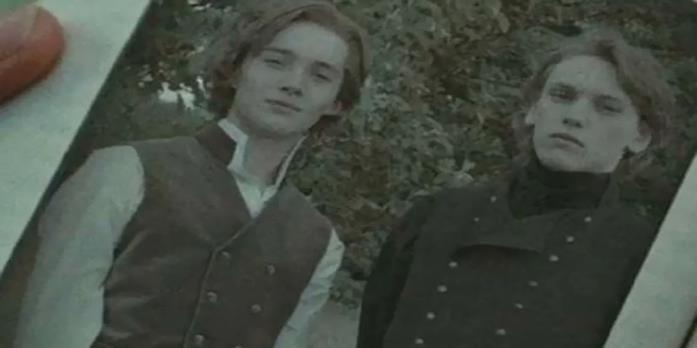 Toby Regbo e Jamie Campbell Bower sono Silente e Grindelwald Silente e Grindelwald interpretati da Toby Regbo e Jamie Campbell Bower