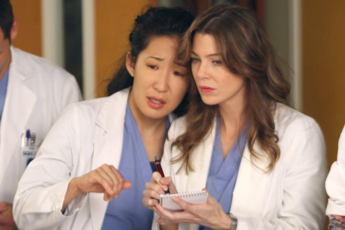 Cristina e Meredith in una scena di Grey's Anatomy