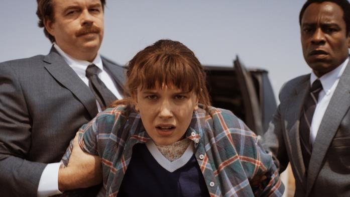 Millie Bobby Brown nel teaser di Stranger Things 4 Millie Bobby Brown in una scena di Stranger Things 4