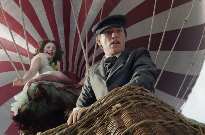 Eddie Redmayne e Felicity Jones in The Aeronauts