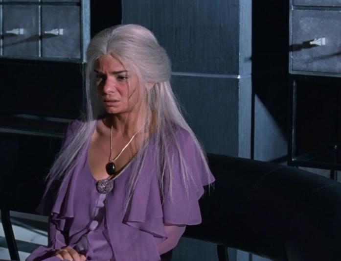 Nadine (Laura San Giacomo) Nadine, ormai impazzita dopo le violenze subite da Flagg