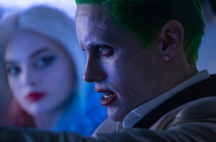 Un primo piano di Jared Leto nei panni di Joker