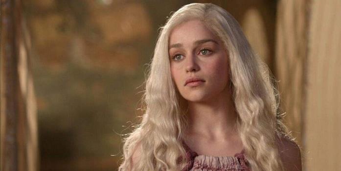 Game of Thrones 8: il commento di Emilia Clarke sul finale e su Daenerys Emilia Clarke nei panni di Daenerys Targaryen
