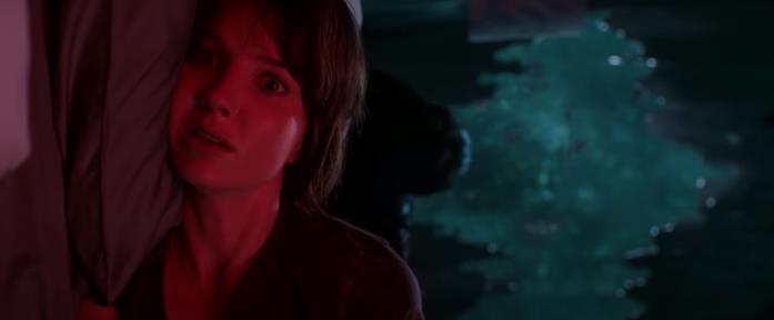 Madison nel trailer di Malignant Una presenza oscura sta per colpire la protagonista in Malignant