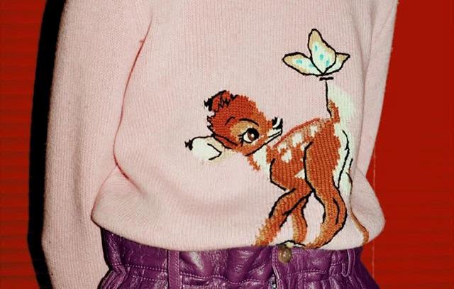 Il maglione Disney x Miu Miu di Bambi
