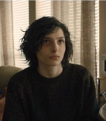Finn Wolfhard in Il Cardellino Primo piano di Finn Wolfhard nel film Il Cardellino del 2019