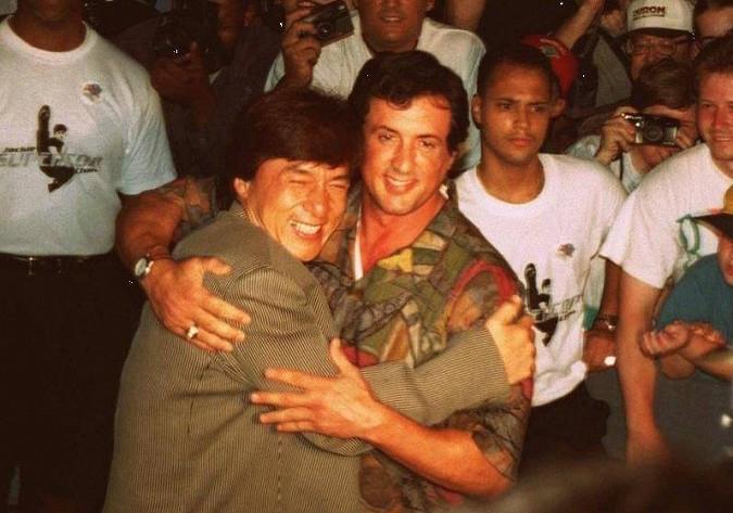 Jackie Chan e Sylvester Stallone, insieme per Ex-Baghdad Jackie Chan e Sylvester Stallone nel thriller d'azione Ex-Baghdad