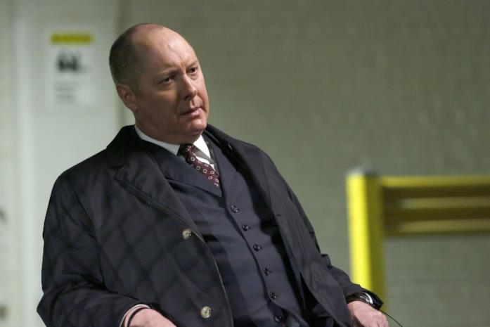 James Spader nei panni di Raymond Reddington