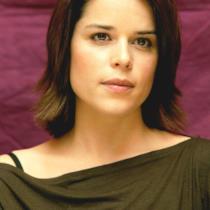 Neve Campbell