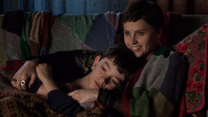 Conor e la madre in Sette MInuti dopo la Mezzanotte