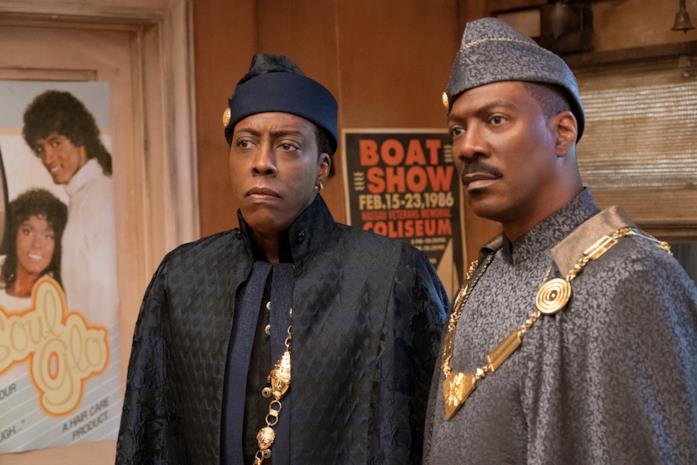 Eddie Murphy e Arsenio Hall in una scena de Il Principe Cerca Figlio Primo piano di Eddie Murphy e Arsenio Hall ne Il Principe Cerca Figlio