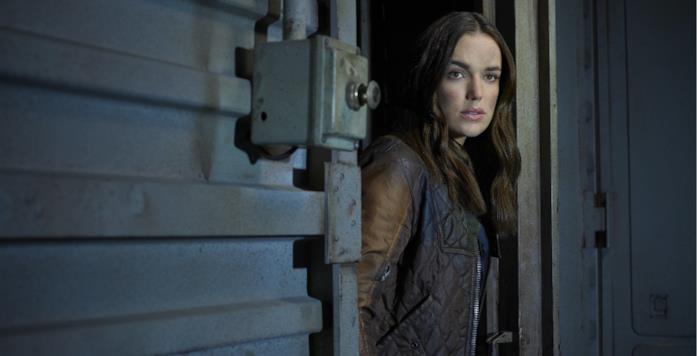 Nuova avventura nello spazio per Jemma Simmons Nuova avventura nello spazio per Jemma Simmons in una scena di Marvel's Agents of S.H.I.E.L.D.