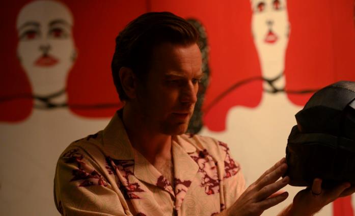 Ewan McGregor Ewan McGregor è Black Mask