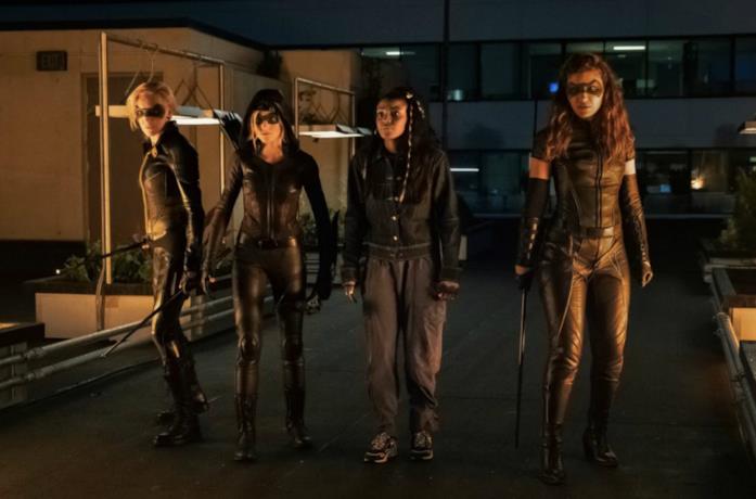 Un'immagine delle eroine di Green Arrow and the Canaries