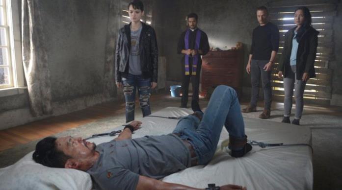 The Exorcist 2x08, Verity parla con Andy ormai preda del demone The Exorcist 2x08