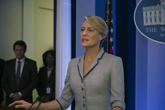 L'attrice Robin Wright nei panni di Claire Underwood