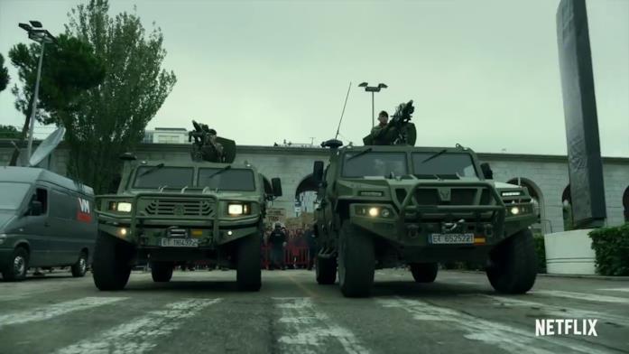 L'arrivo dell'esercito alla Banca di Spagna nel trailer de La Casa di Carta I militari fanno irruzione nella Banca di Spagna