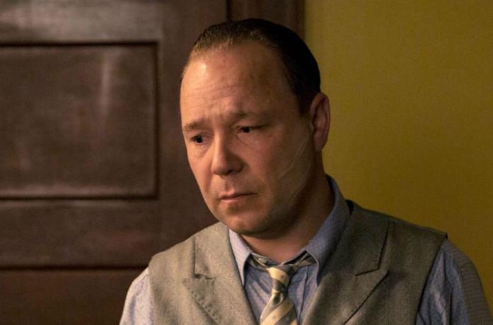 Un'immagine di Stephen Graham come Al Capone